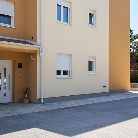 Apartment J&E Μεντουλίν Εξωτερικό φωτογραφία