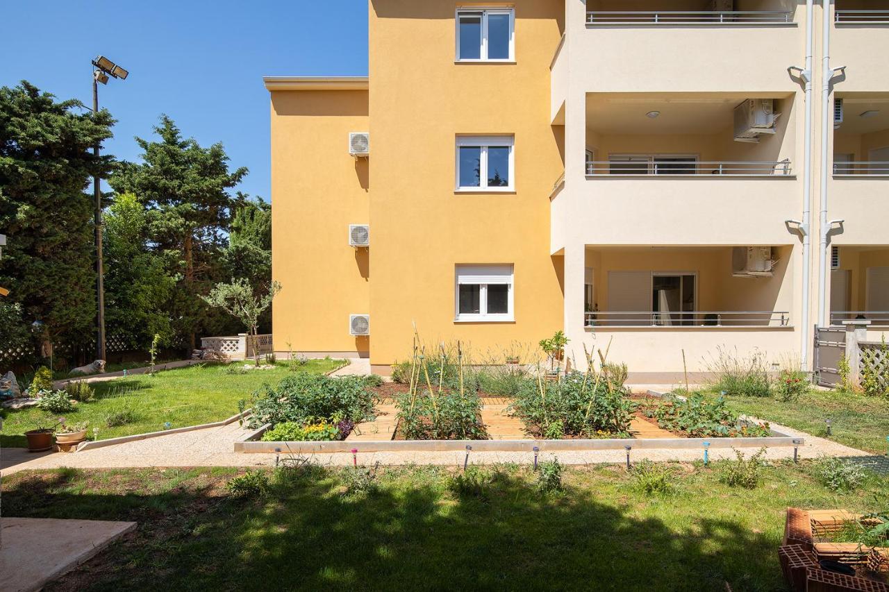 Apartment J&E Μεντουλίν Εξωτερικό φωτογραφία