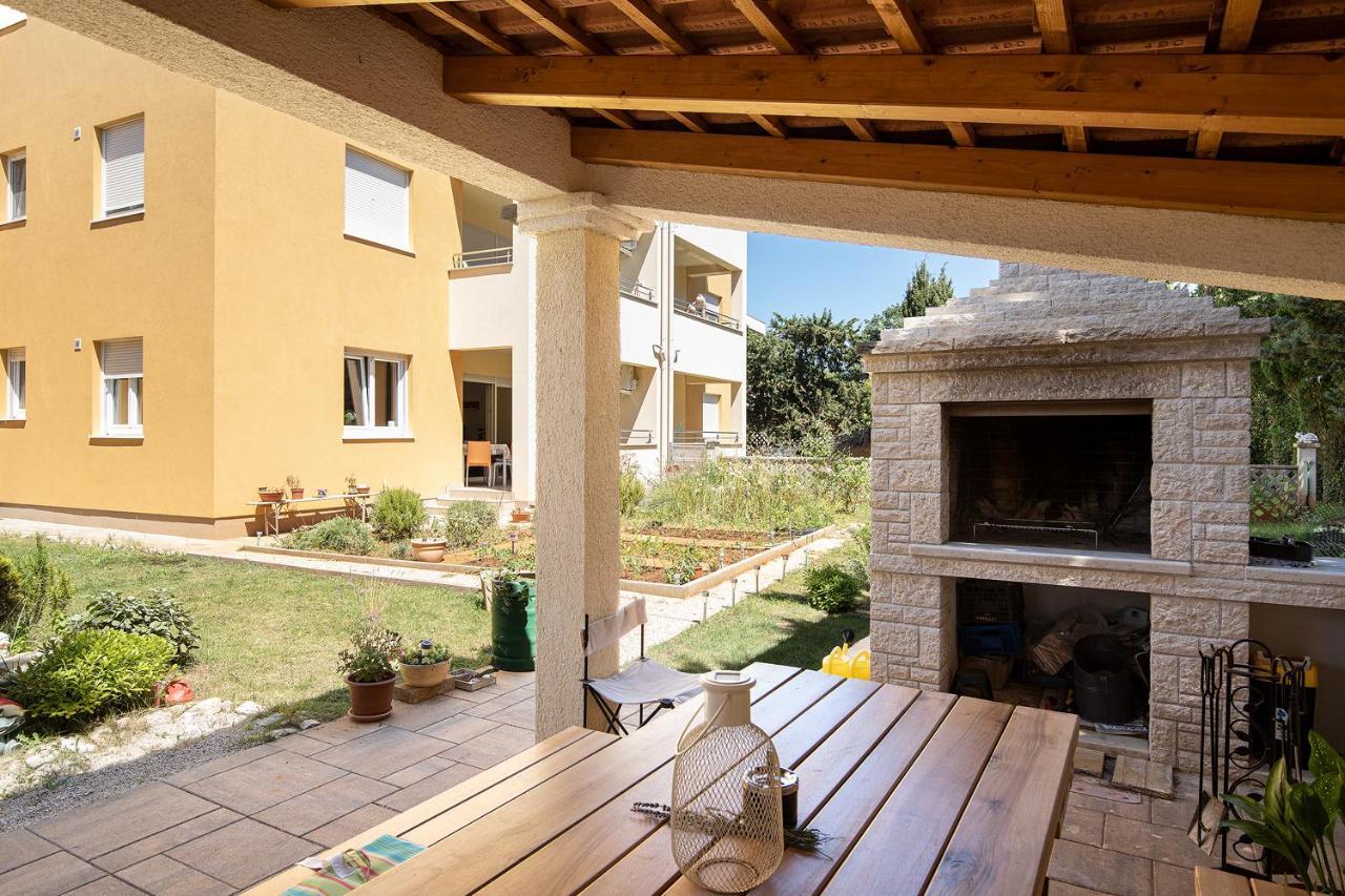 Apartment J&E Μεντουλίν Εξωτερικό φωτογραφία
