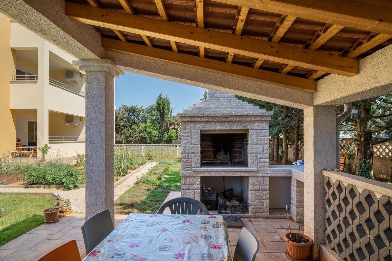 Apartment J&E Μεντουλίν Εξωτερικό φωτογραφία