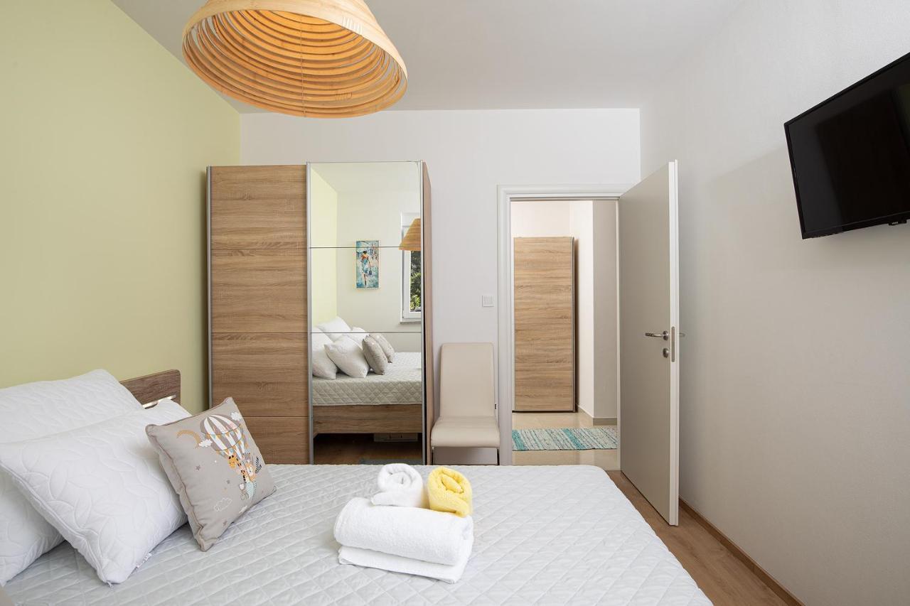 Apartment J&E Μεντουλίν Εξωτερικό φωτογραφία